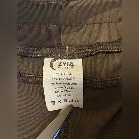 ZYIA Camouflage Activewear Women’s XXL - Picture 4 of 8